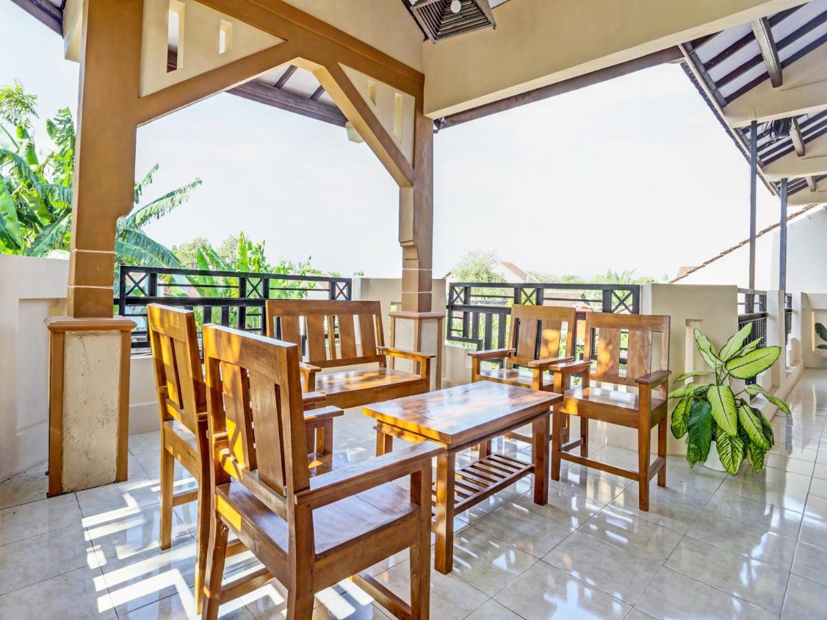 Oyo 91261 Cita Suraya Homestay Banyuwangi  Eksteriør bilde