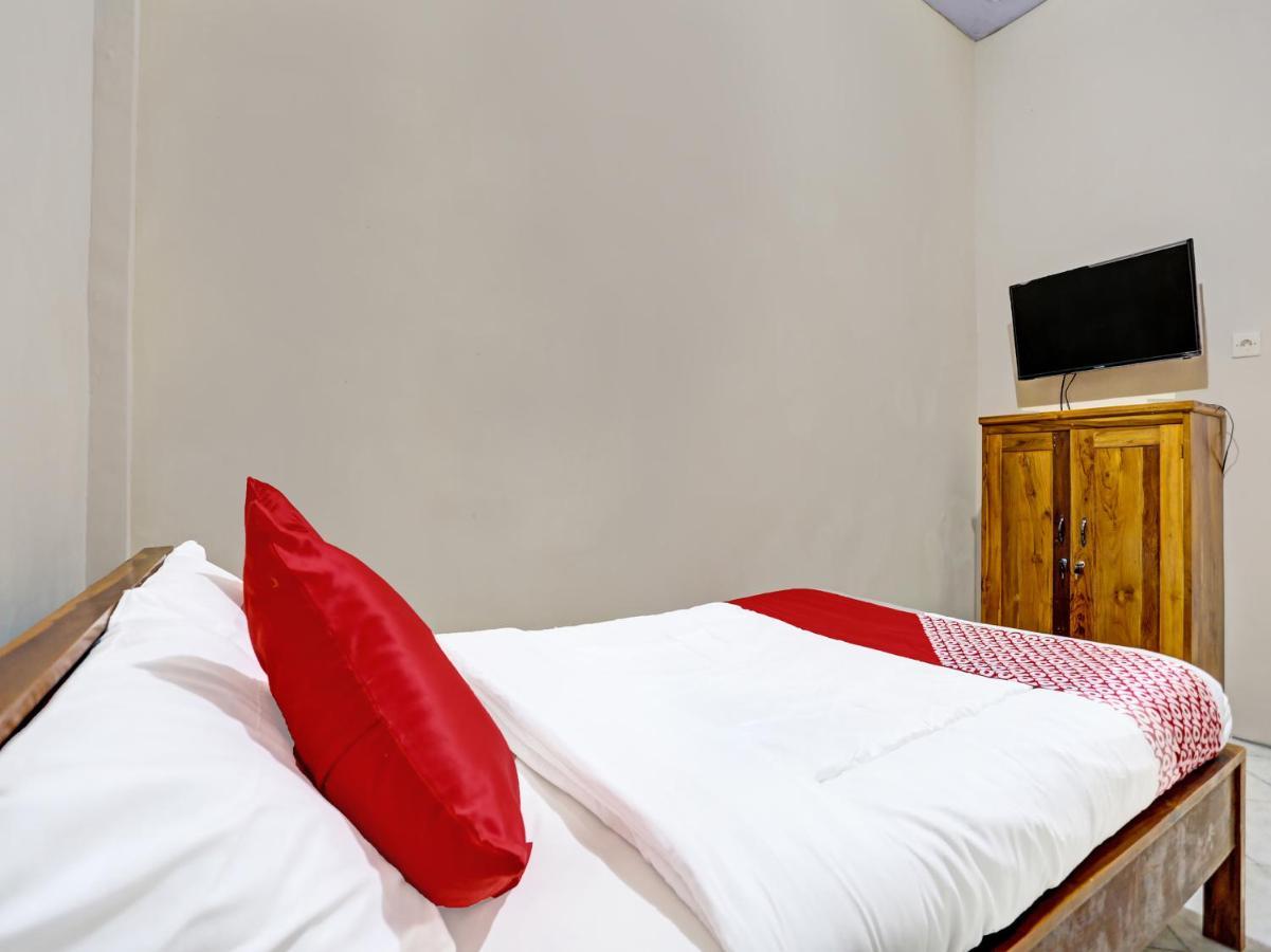 Oyo 91261 Cita Suraya Homestay Banyuwangi  Eksteriør bilde