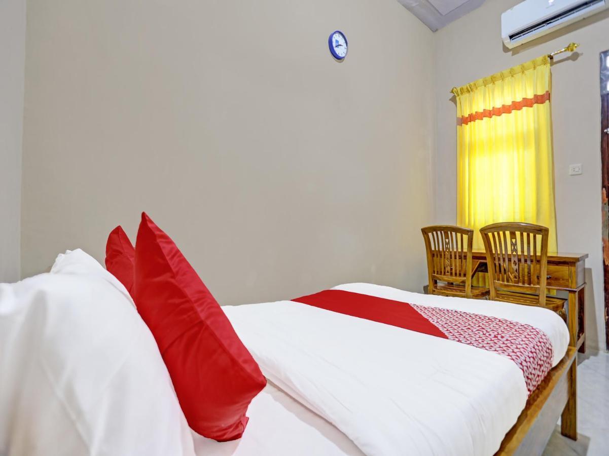 Oyo 91261 Cita Suraya Homestay Banyuwangi  Eksteriør bilde