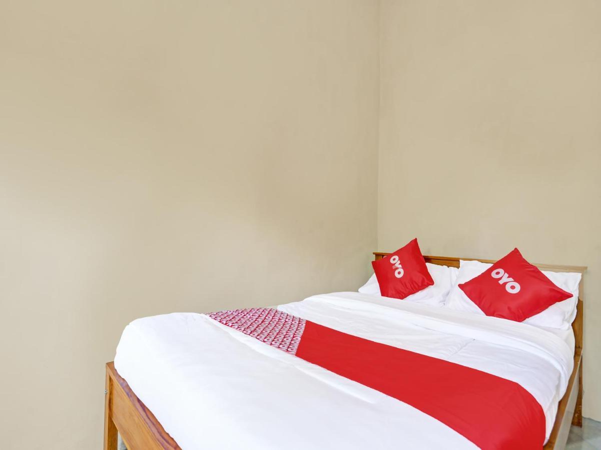 Oyo 91261 Cita Suraya Homestay Banyuwangi  Eksteriør bilde